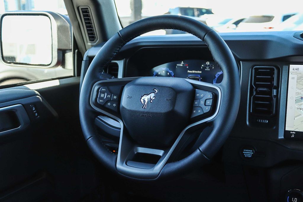 Thumbnail: 2026 Ford Bronco - 9
