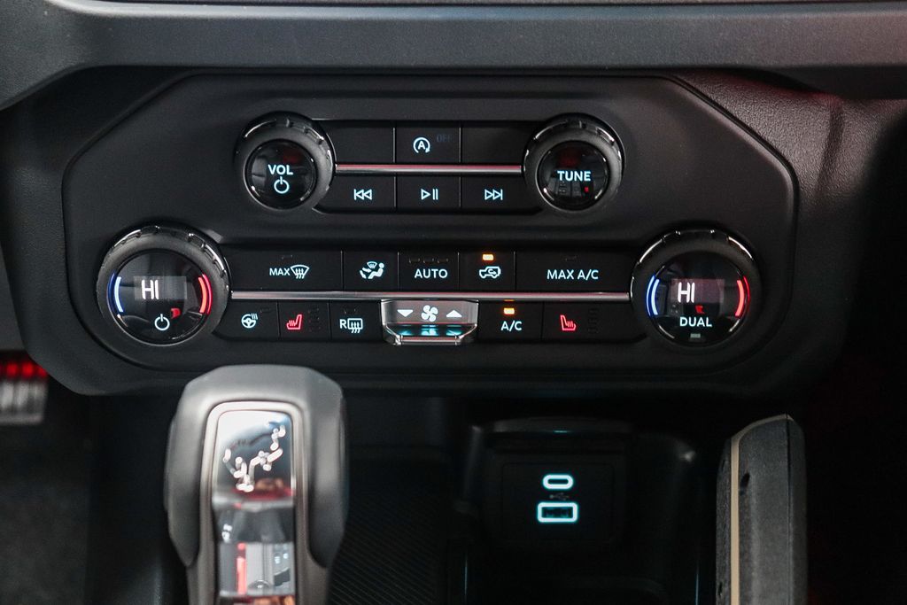 Thumbnail: 2025 Ford Bronco - 21