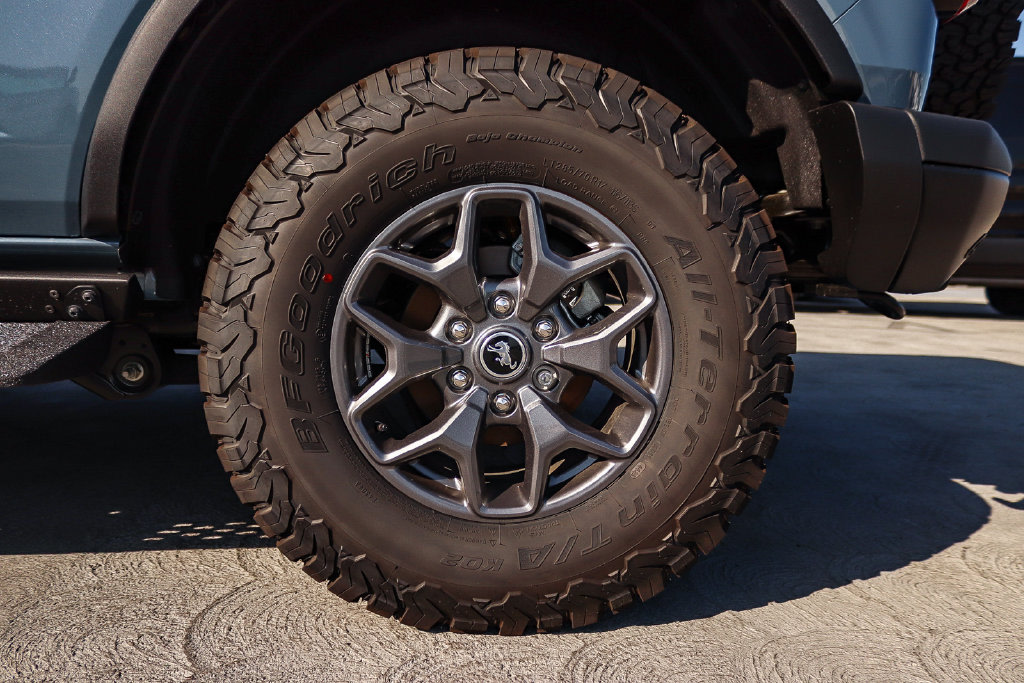 Thumbnail: 2025 Ford Bronco - 5