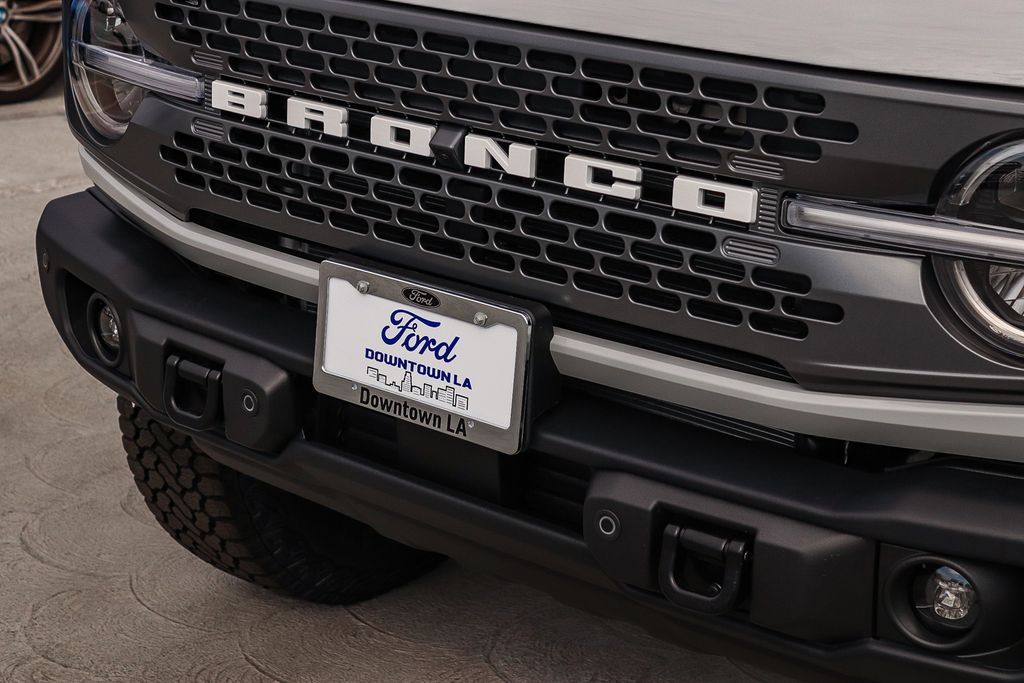 Thumbnail: 2026 Ford Bronco - 6