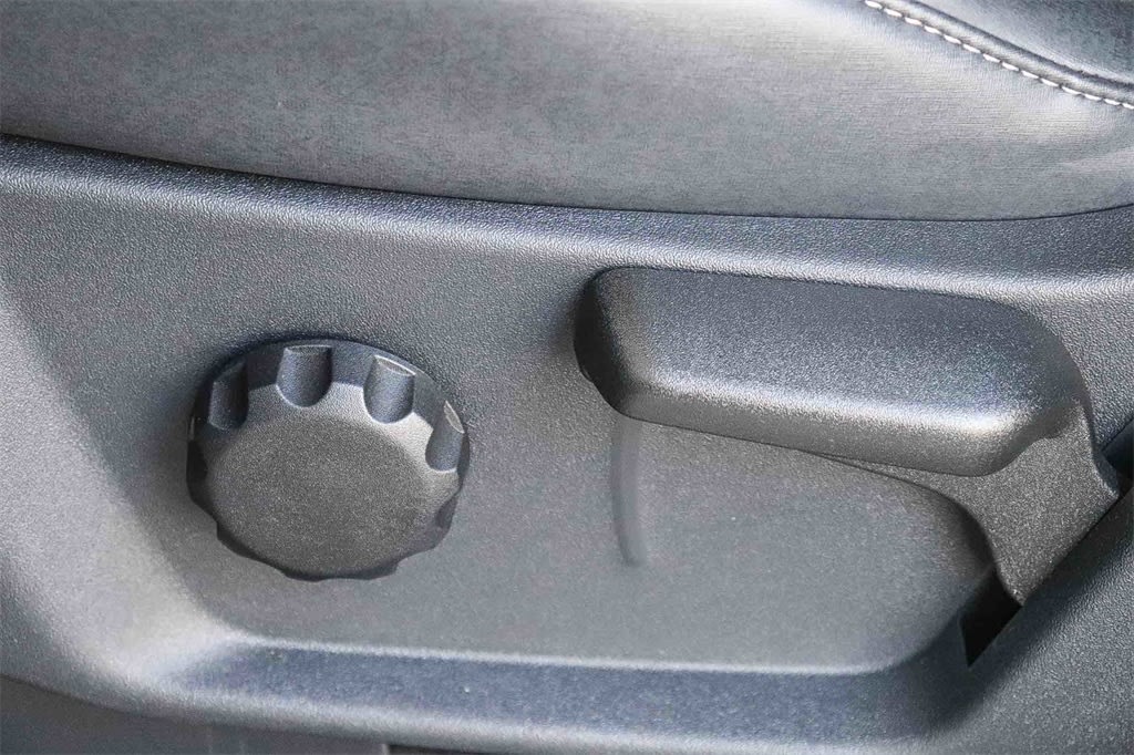 Thumbnail: 2025 Ford Bronco - 25