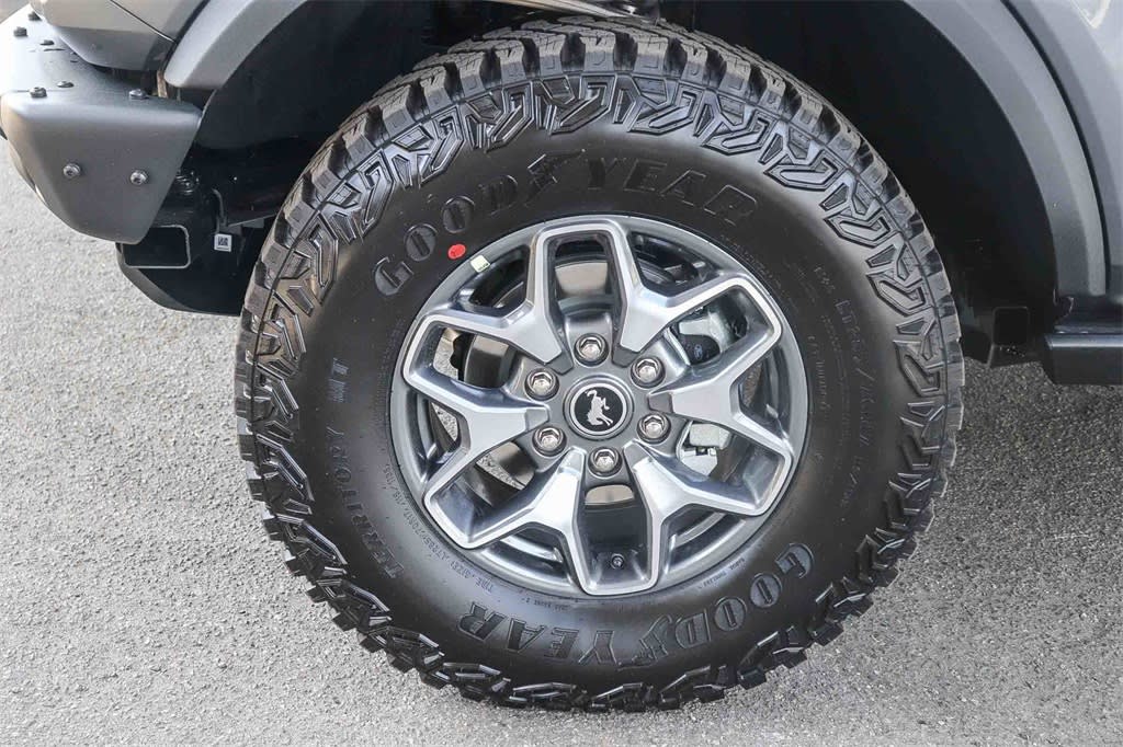 Thumbnail: 2025 Ford Bronco - 21