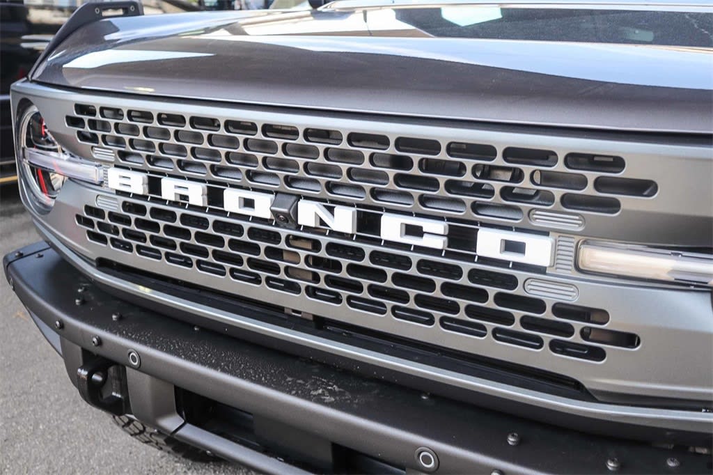 Thumbnail: 2025 Ford Bronco - 5