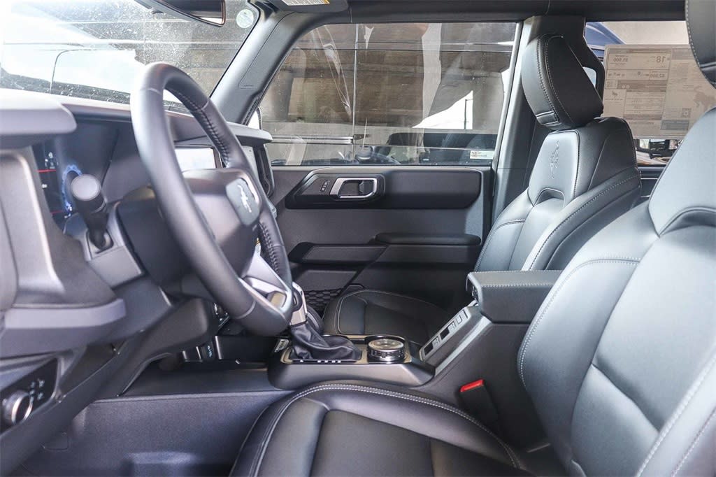 Thumbnail: 2025 Ford Bronco - 10