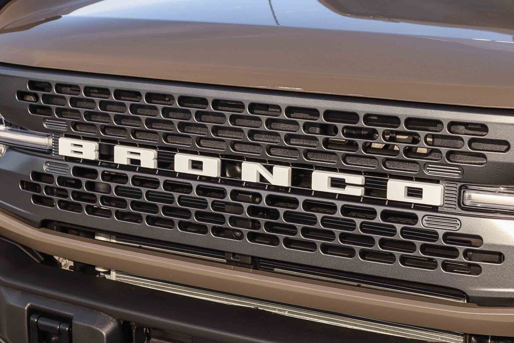 Thumbnail: 2026 Ford Bronco - 6