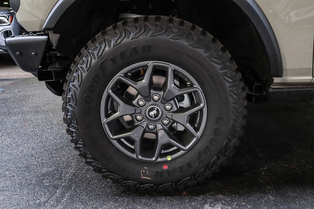 Thumbnail: 2025 Ford Bronco - 22