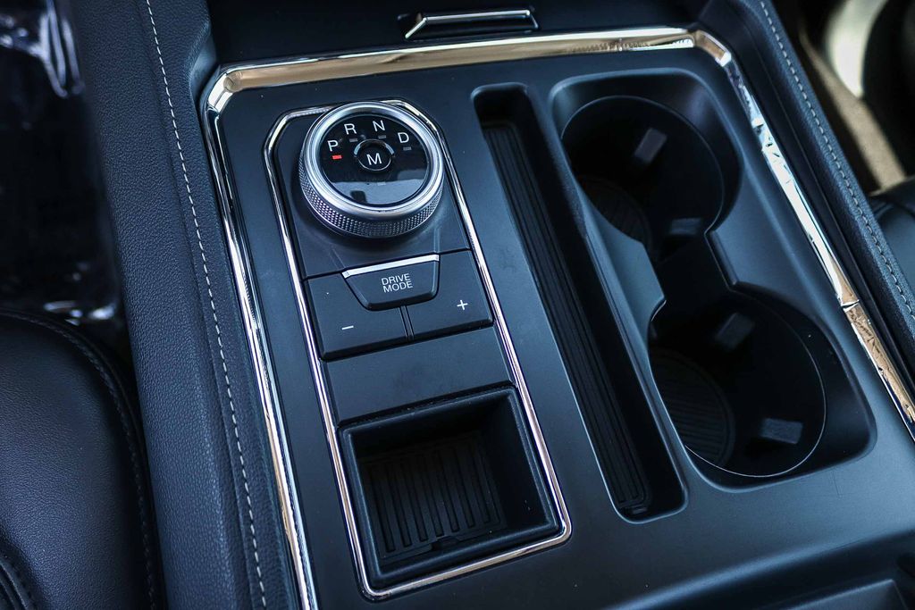 Thumbnail: 2023 Ford Expedition MAX - 14