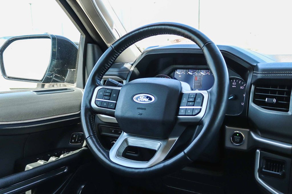 Thumbnail: 2023 Ford Expedition MAX - 9