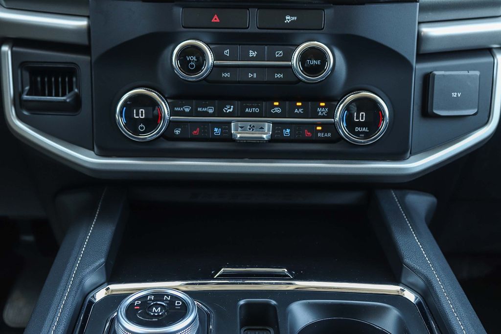 Thumbnail: 2023 Ford Expedition MAX - 22