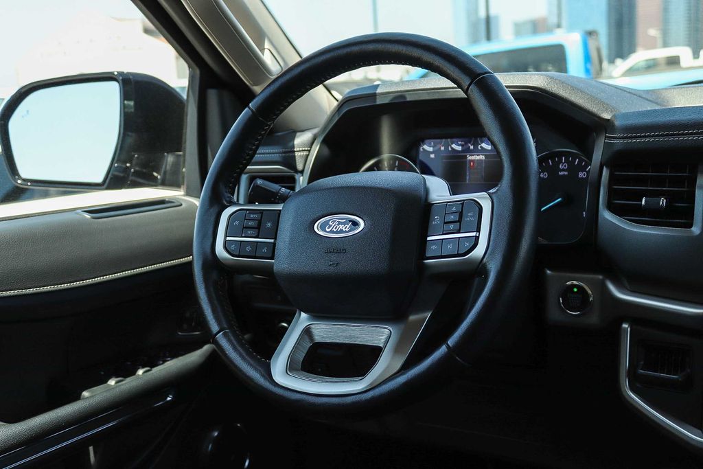 Thumbnail: 2023 Ford Expedition MAX - 9