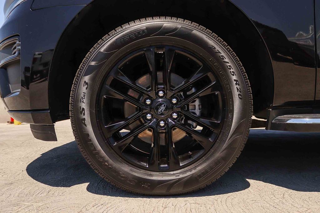 Thumbnail: 2023 Ford Expedition MAX - 21