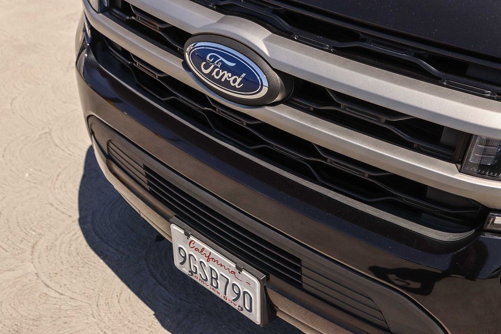 Thumbnail: 2023 Ford Expedition MAX - 6