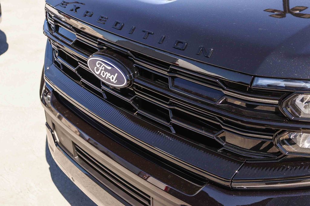 Thumbnail: 2027 Ford Expedition - 6
