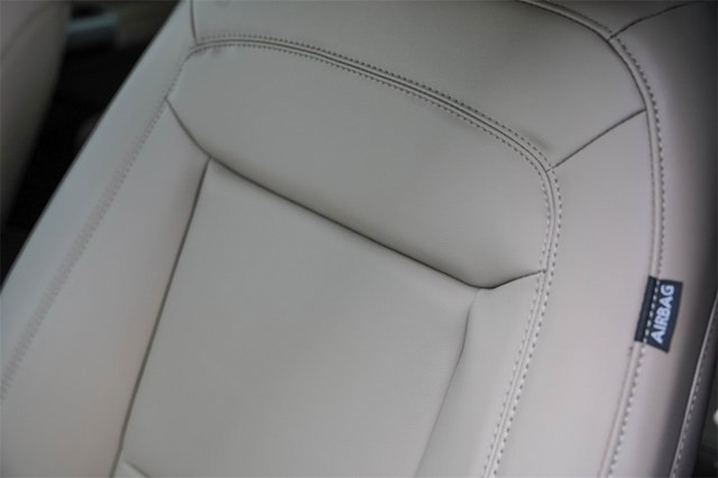 Thumbnail: 2024 Ford Explorer - 27