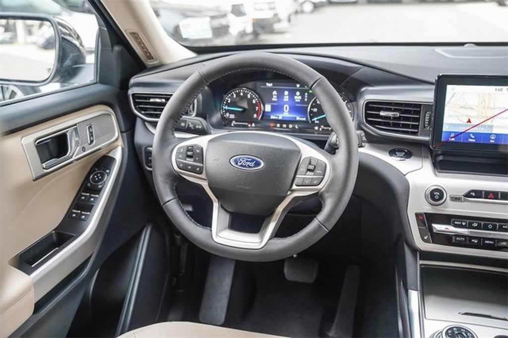 Thumbnail: 2024 Ford Explorer - 9