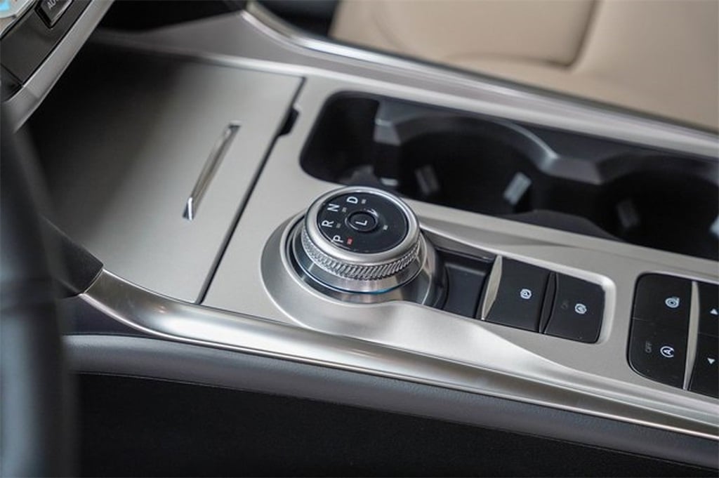 Thumbnail: 2024 Ford Explorer - 14