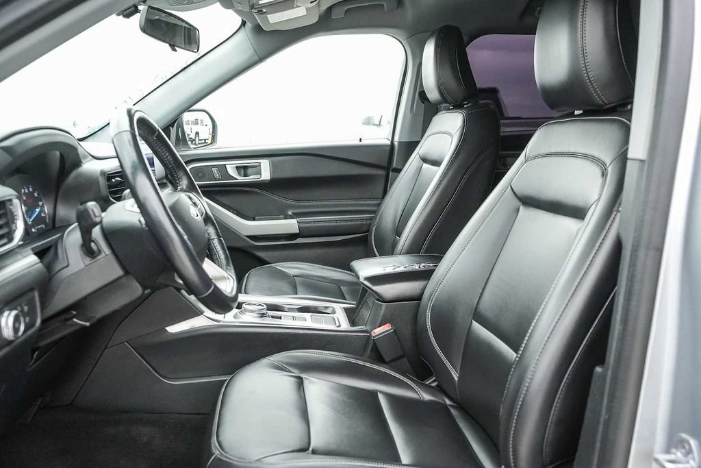 Thumbnail: 2022 Ford Explorer - 10