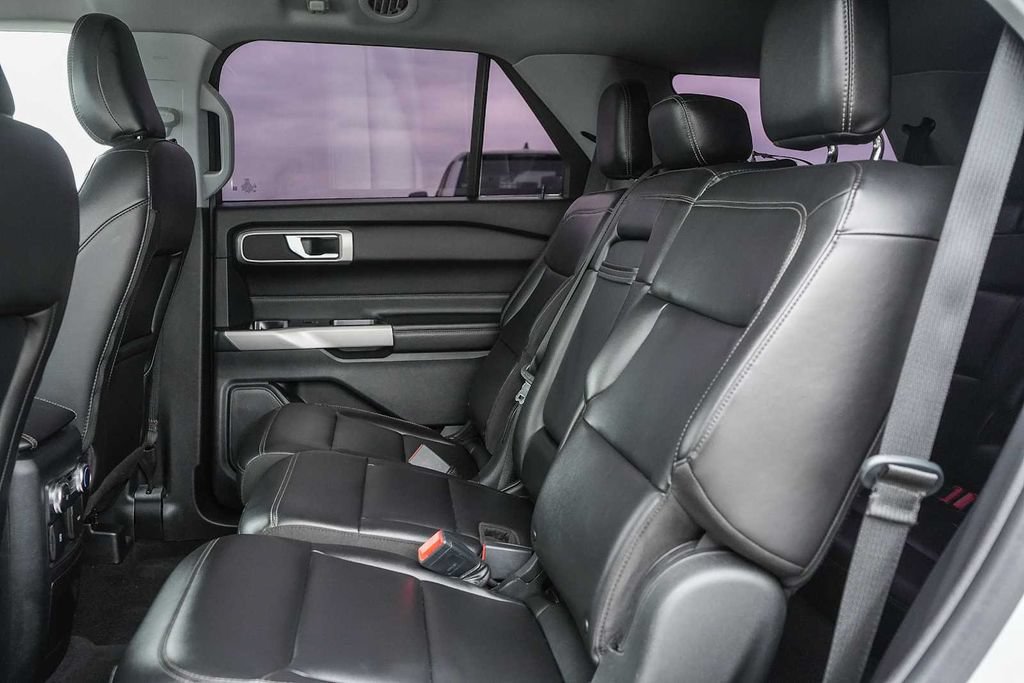 Thumbnail: 2022 Ford Explorer - 11