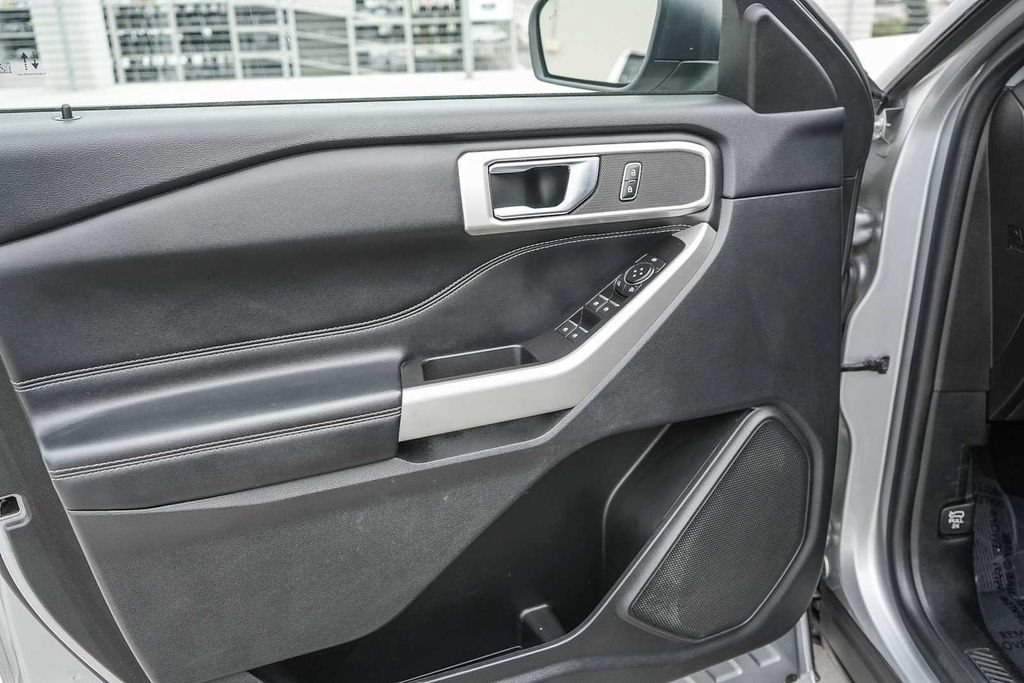 Thumbnail: 2022 Ford Explorer - 22