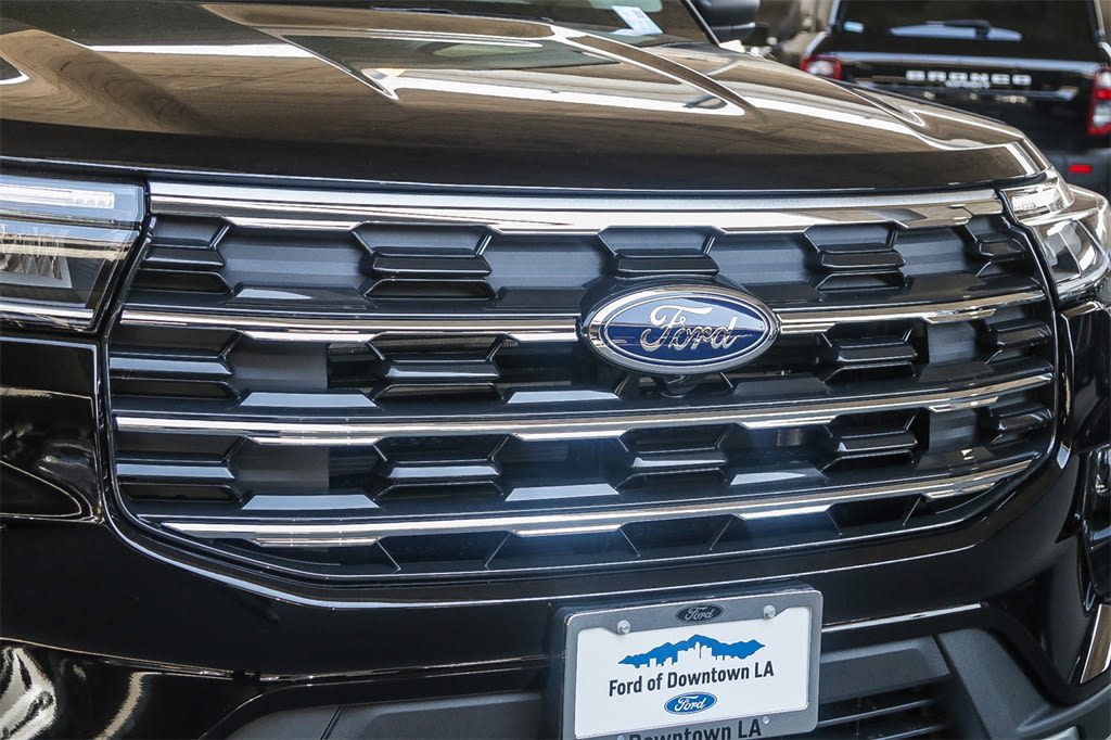 Thumbnail: 2025 Ford Explorer - 13