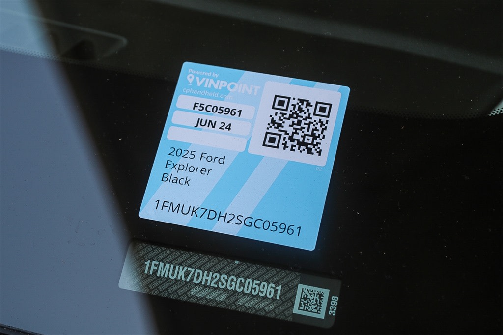 Thumbnail: 2025 Ford Explorer - 17