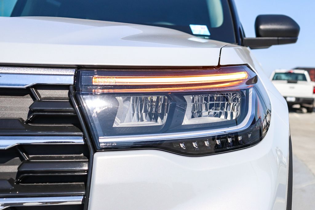Thumbnail: 2026 Ford Explorer - 20