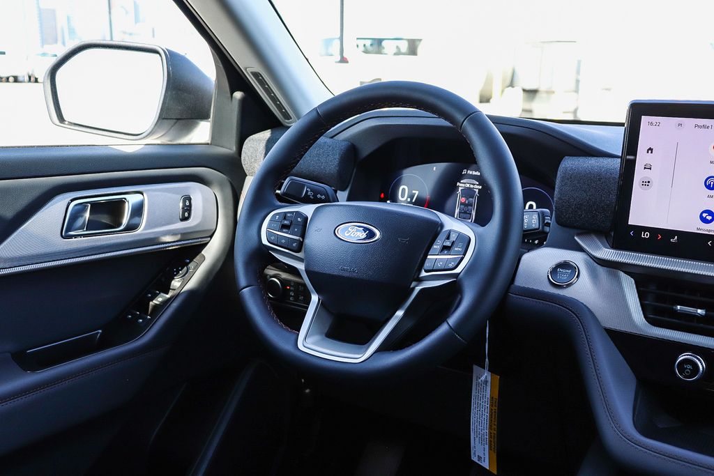 Thumbnail: 2026 Ford Explorer - 10