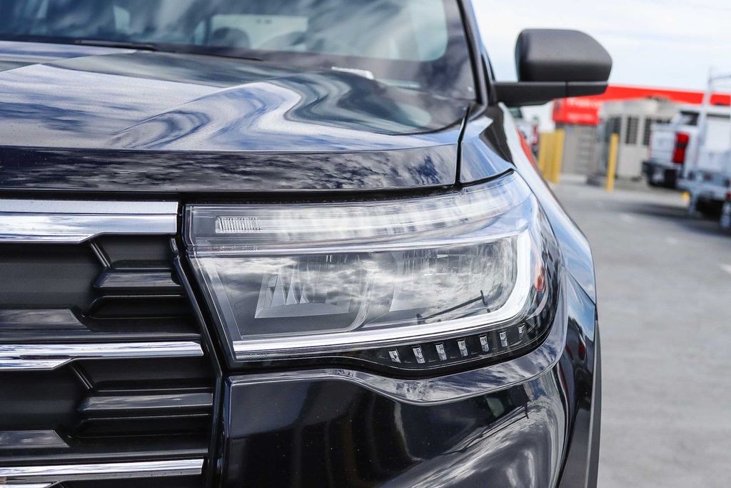 Thumbnail: 2026 Ford Explorer - 20