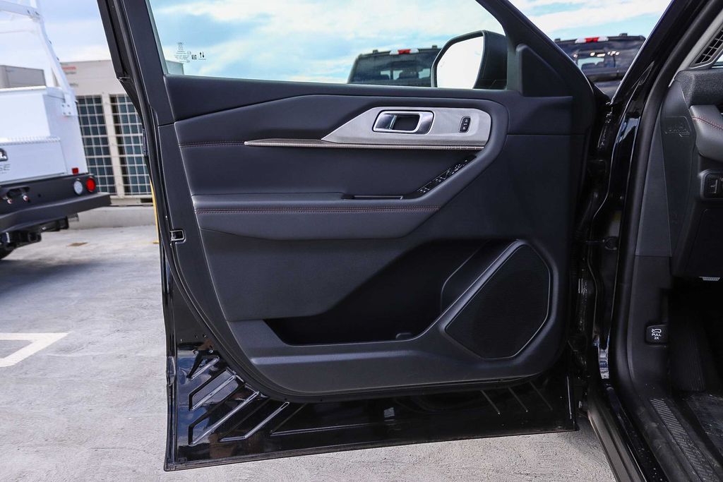 Thumbnail: 2026 Ford Explorer - 25