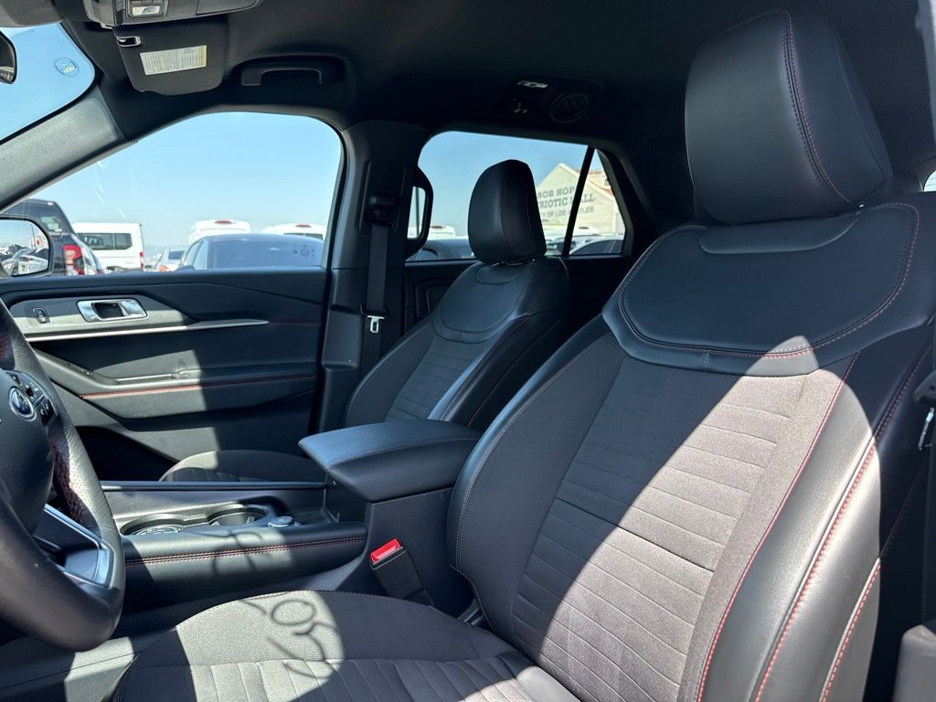 Thumbnail: 2025 Ford Explorer - 7