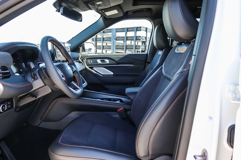 Thumbnail: 2026 Ford Explorer - 11