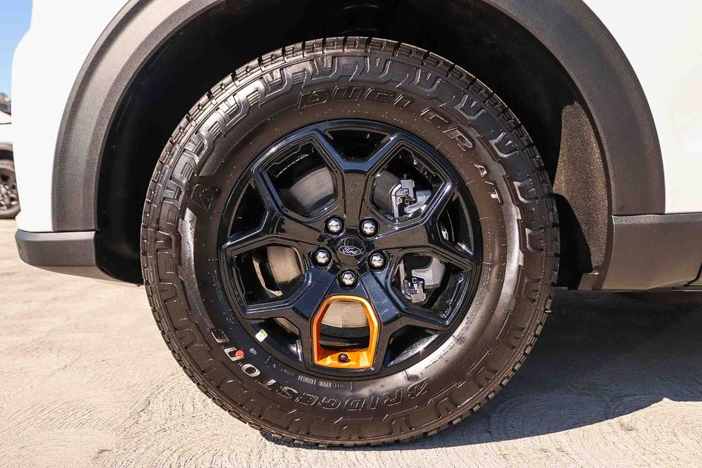 Thumbnail: 2026 Ford Explorer - 21