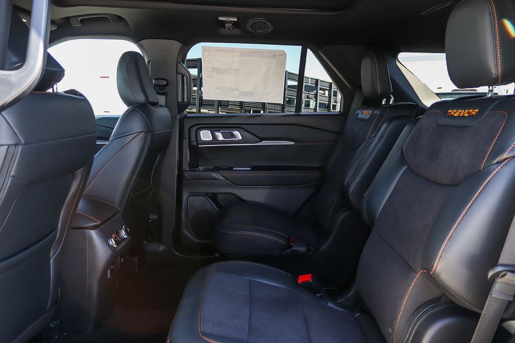 Thumbnail: 2026 Ford Explorer - 12