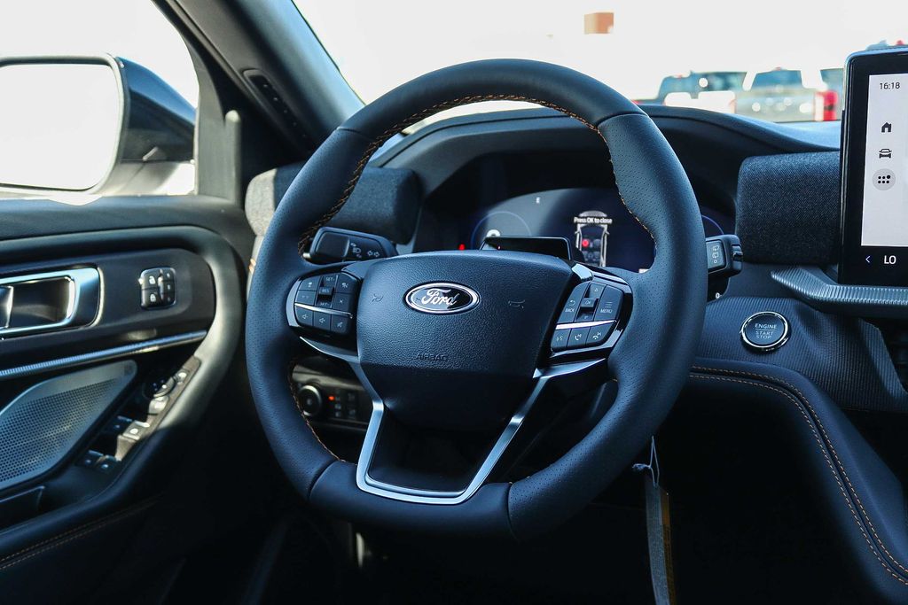 Thumbnail: 2026 Ford Explorer - 9