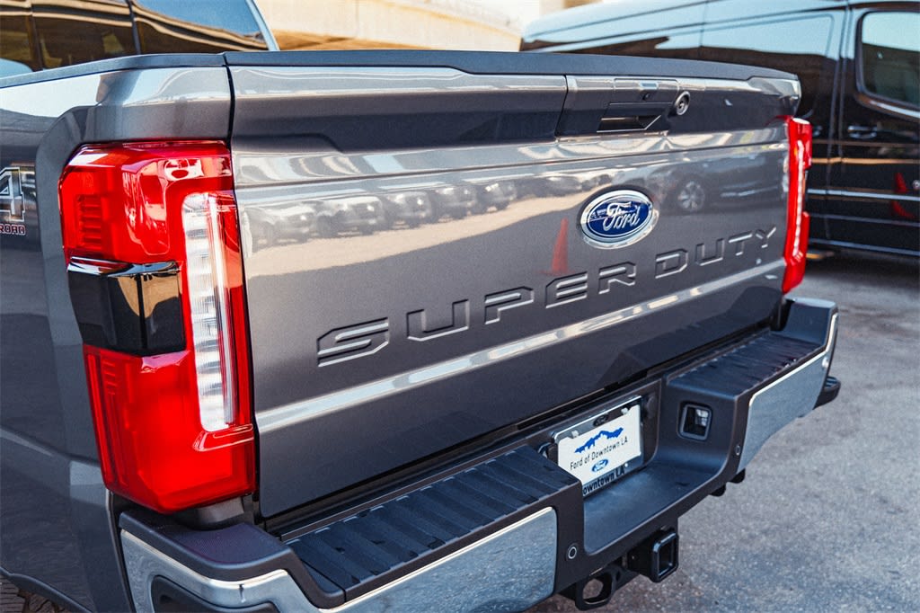 Thumbnail: 2025 Ford F-250 - 17