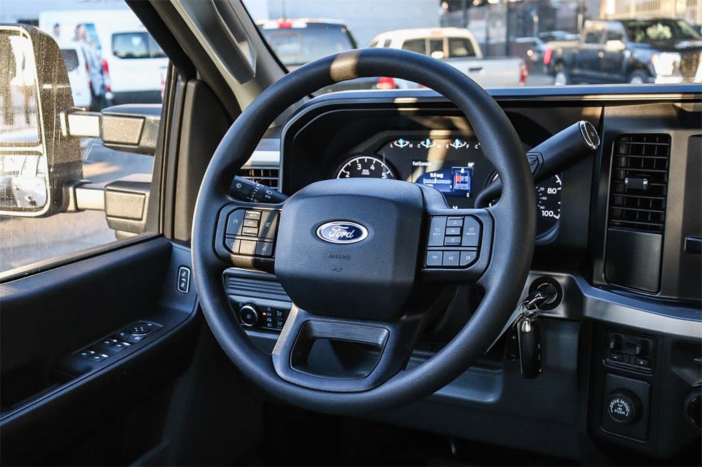 Thumbnail: 2024 Ford F-350 - 9