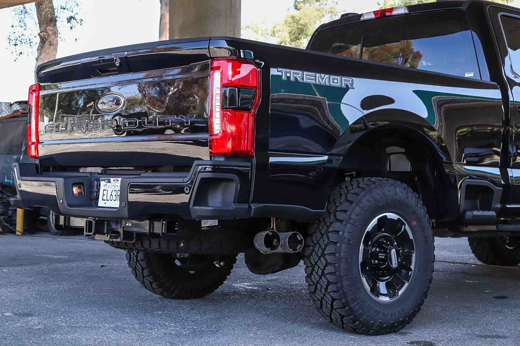 Thumbnail: 2025 Ford F-350 - 21