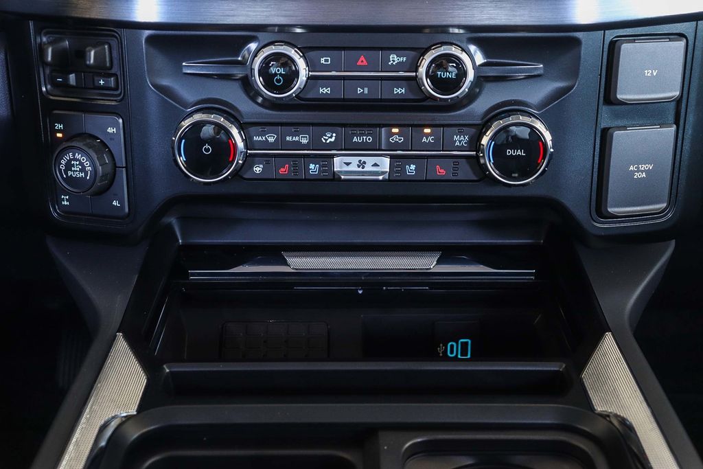 Thumbnail: 2025 Ford F-350 - 23