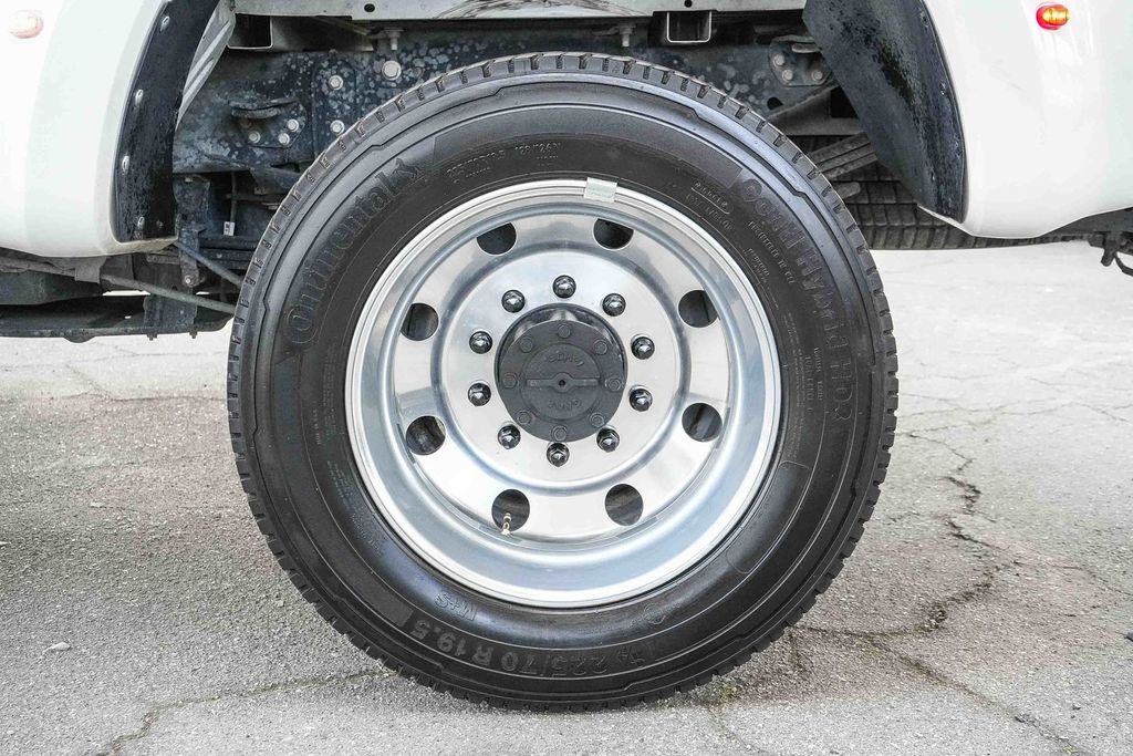 Thumbnail: 2021 Ford F-450 - 6