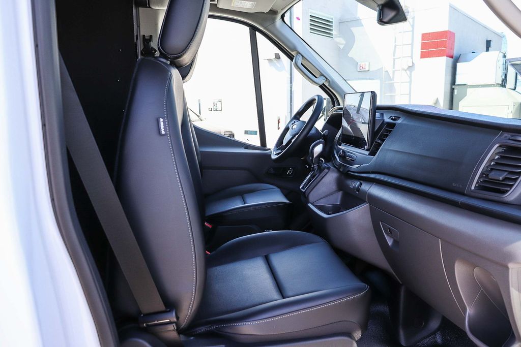 Thumbnail: 2026 Ford Transit Series - 9