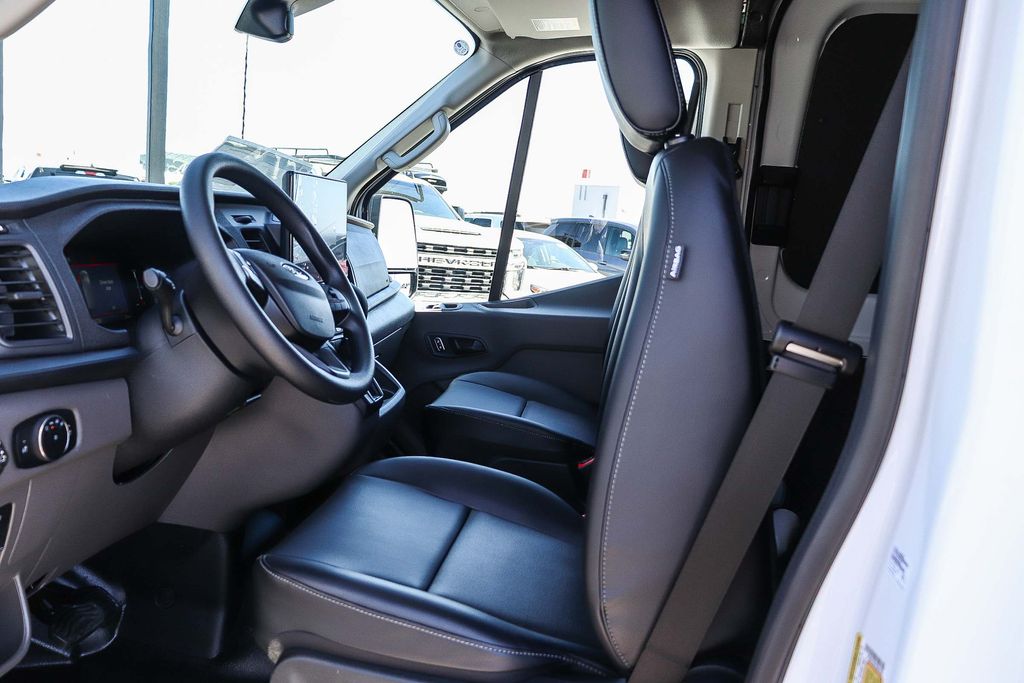 Thumbnail: 2026 Ford Transit Series - 10