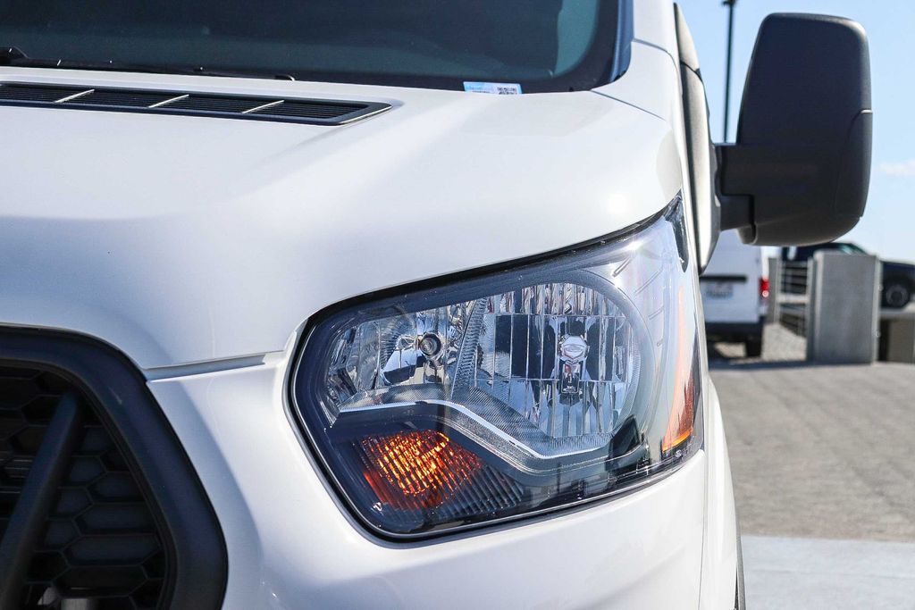 Thumbnail: 2026 Ford Transit Series - 17