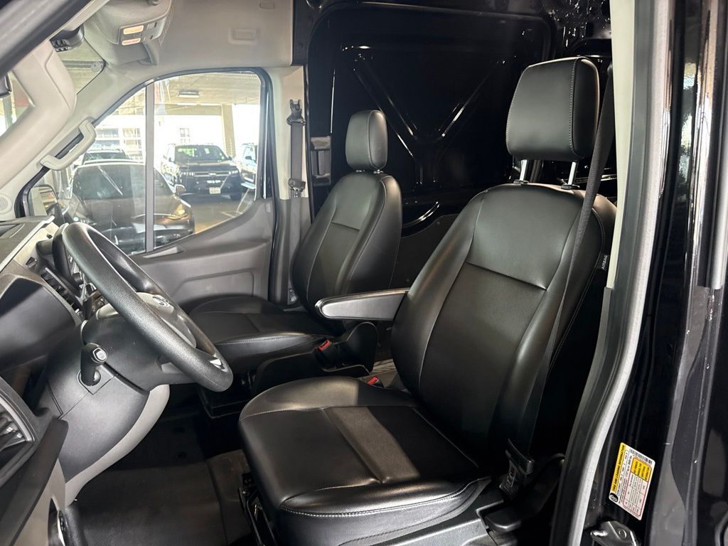 Thumbnail: 2025 Ford Transit Series - 10