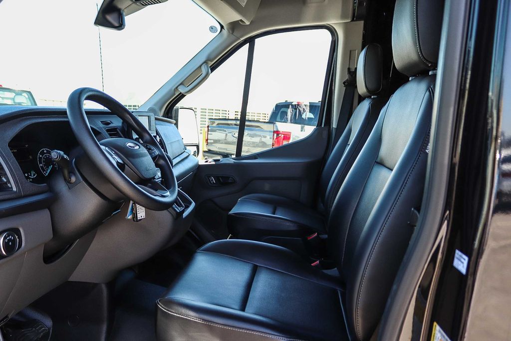Thumbnail: 2025 Ford Transit Series - 10