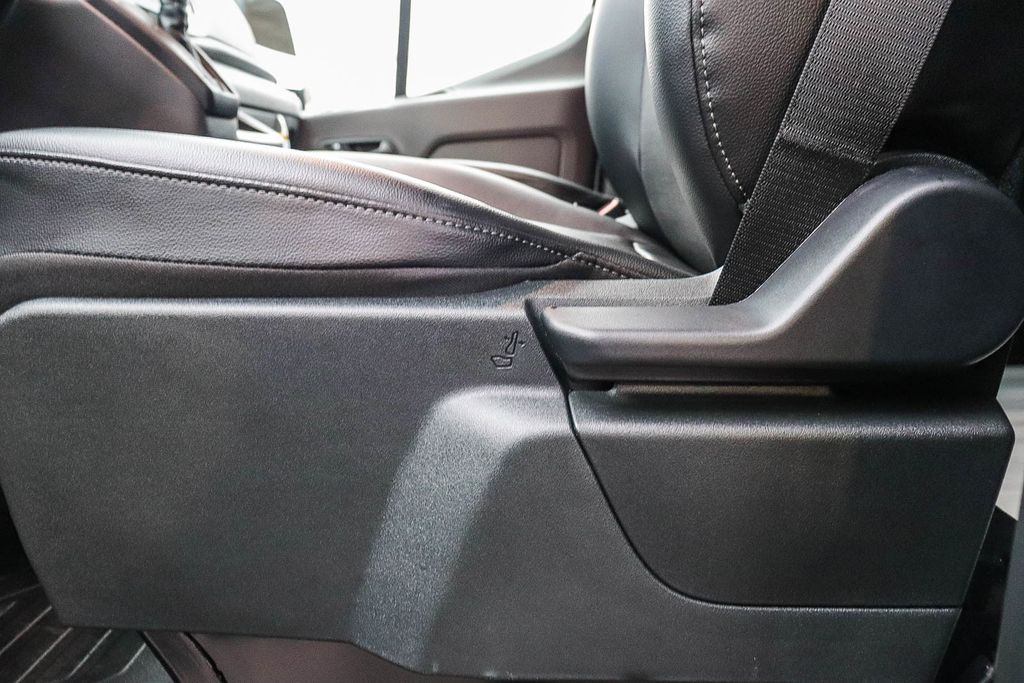 Thumbnail: 2026 Ford Transit Series - 25