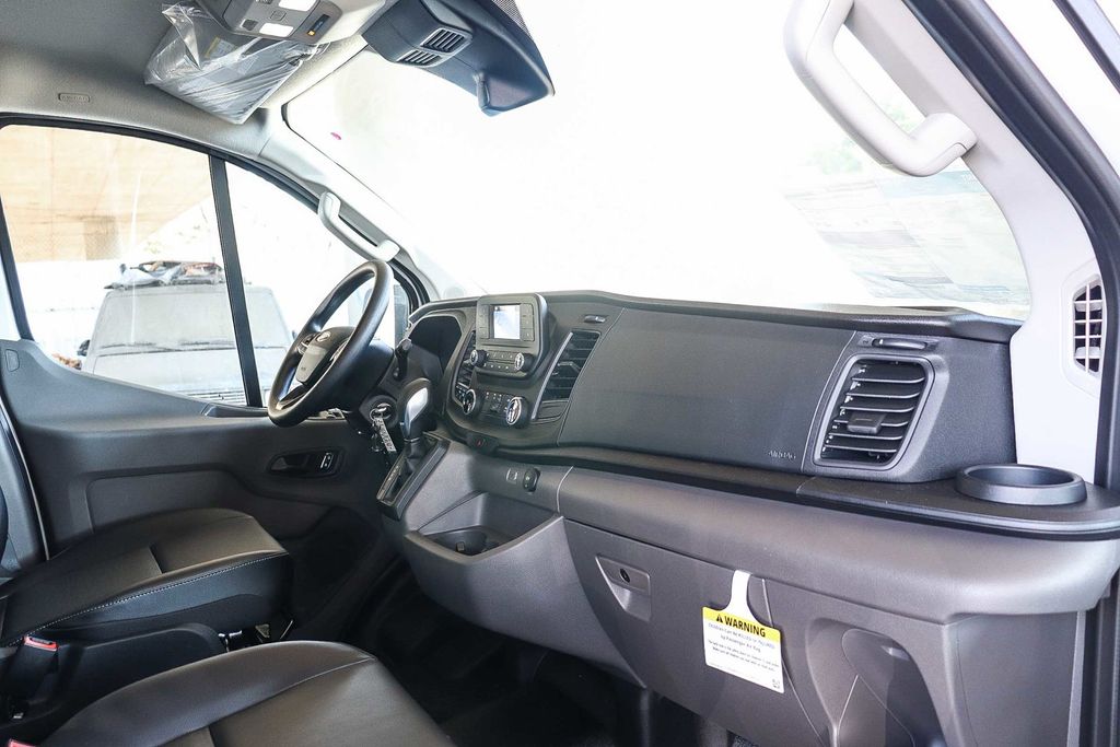 Thumbnail: 2025 Ford Transit Series - 2