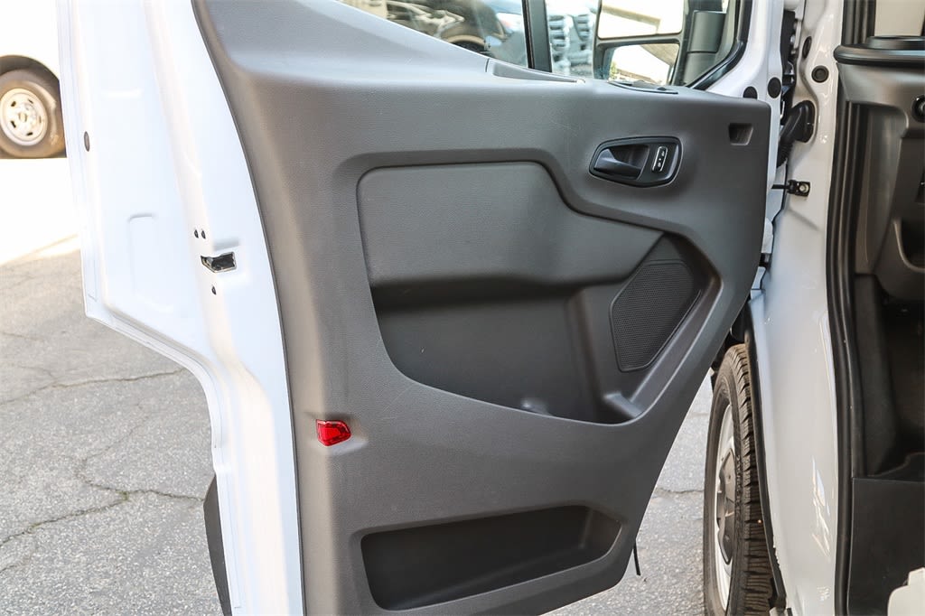 2024 Ford Transit Series 350 22
