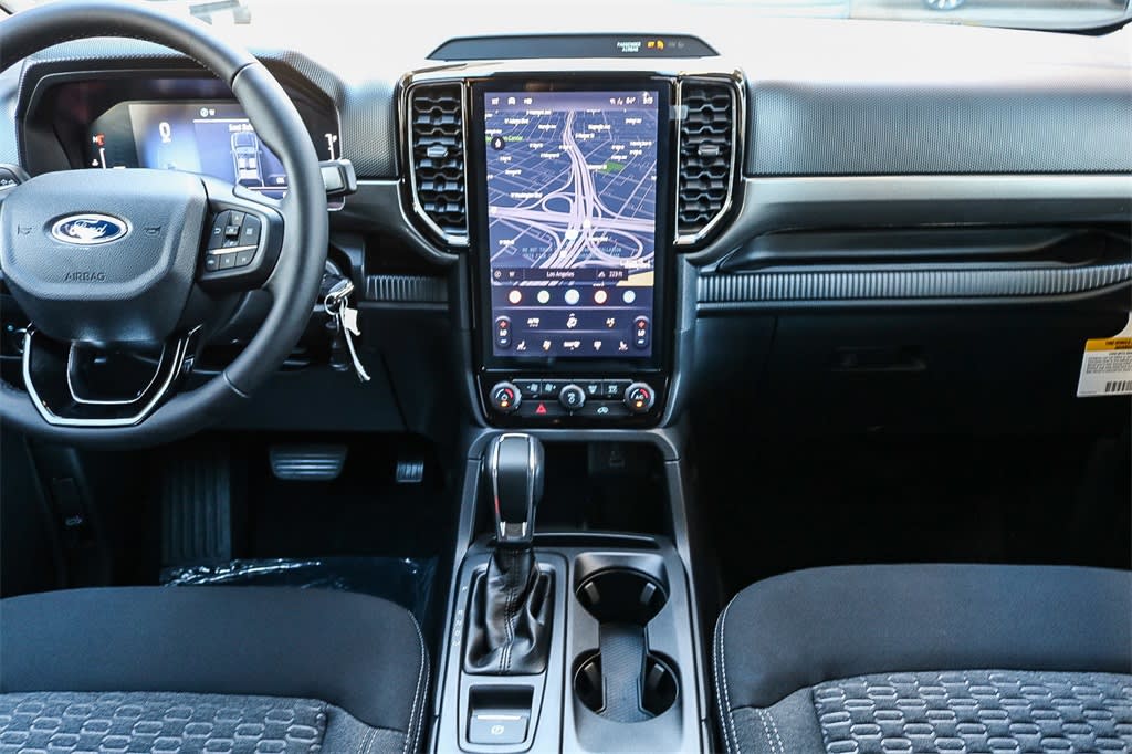 Thumbnail: 2025 Ford Ranger - 9