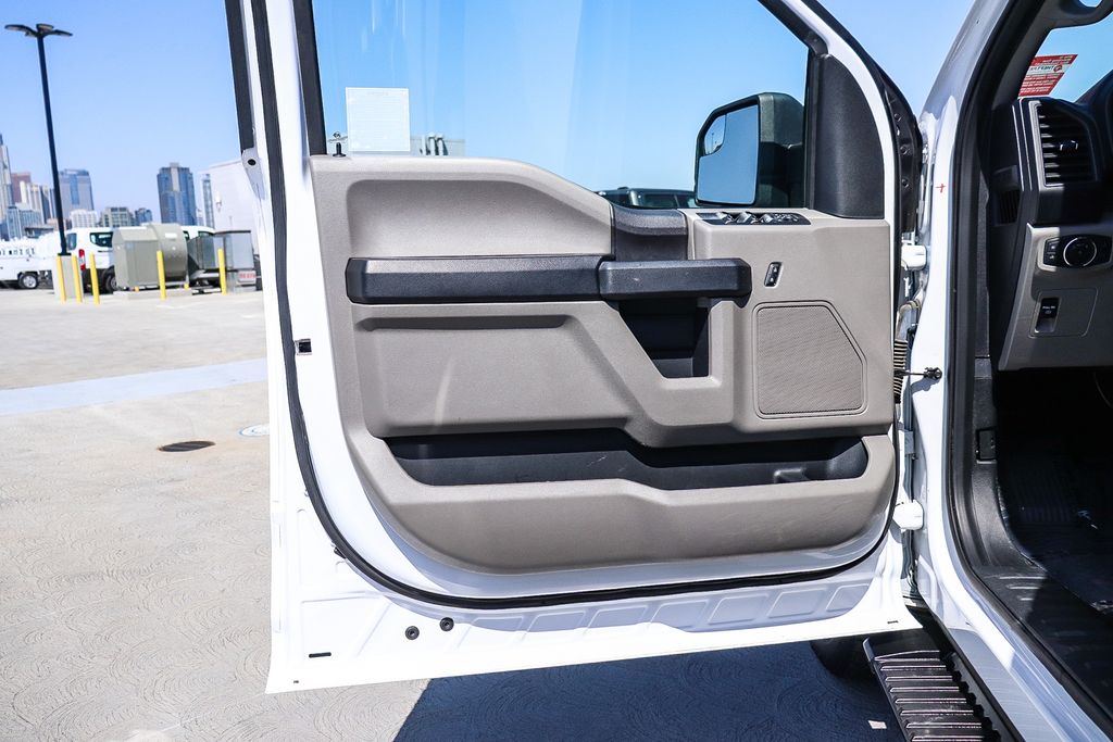 Thumbnail: 2019 Ford F-150 - 25