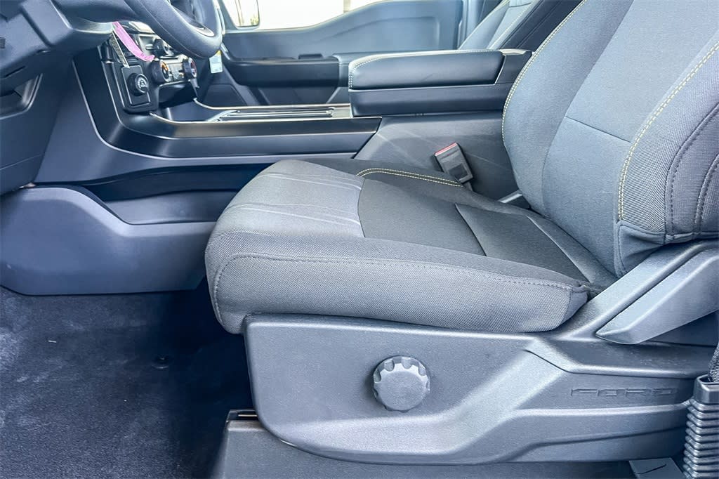2024 Ford F-150 STX 23